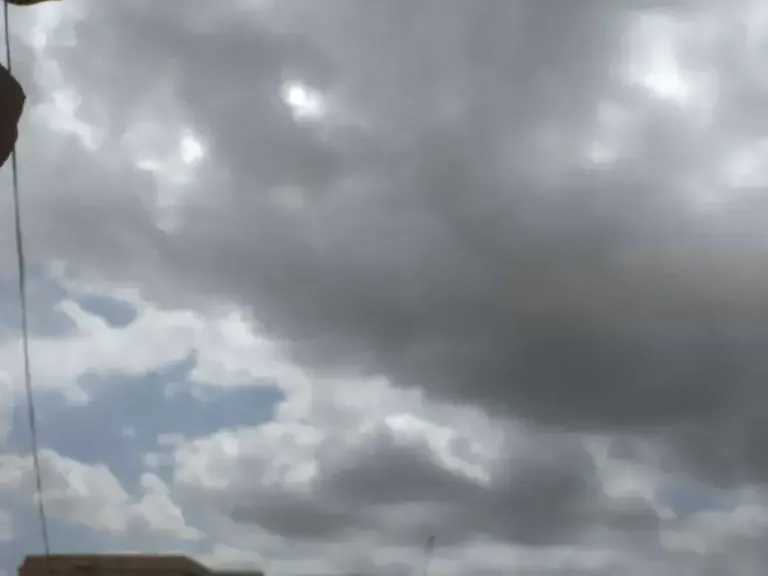 أمطار على عدد من المحافظات خلال الساعات القادمة