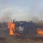 أمن أبين يفكك شبكات تهريب المهاجرين ويضبط 25 مهربًا ويدمّر معسكراتهم