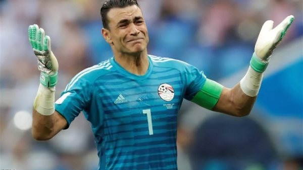 "أنا مش سارق بنك".. عصام الحضري يفجر مفاجآت مدوية عن "هروبه" إلى سويسرا.