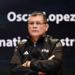 أوسكار رويز يواصل جولاته لتطوير الحكام فى مصر.. ومحاضرات فنية بمعسكر بورسعيد