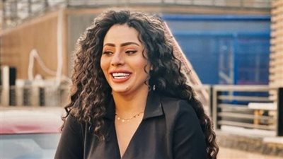 إخلاء سبيل الراقصة حورية وصديقتها بكفالة 20 ألف جنيه بعد اتهامهما بالتعدي على أطباء