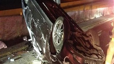 إصابة 4 أشخاص فب انقلاب سيارة على الطريق الصحراوي بالفيوم