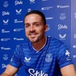 إصابة جديدة تعطل مسيرة جريليش وتثير القلق في إيفرتون