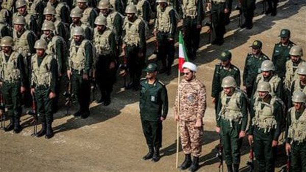 إيران تحذر السفن من مغادرة مواقعها في الخليج العربي وبحر عمان