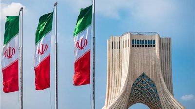 إيران تعلن اعتقال مئات الجواسيس والعملاء وضبط آلاف الأسلحة