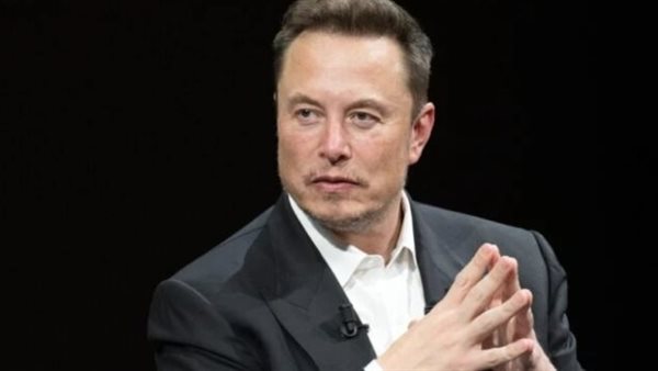 إيلون ماسك يتغيب عن جلسة استماع في باريس بشأن منصة “إكس” وروبوت “غروك”