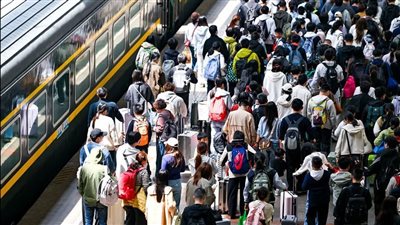 «استعدادا للسفر في عيد العمال».. الصين تطلق 158 مليون رحلة بالسكك الحديدية