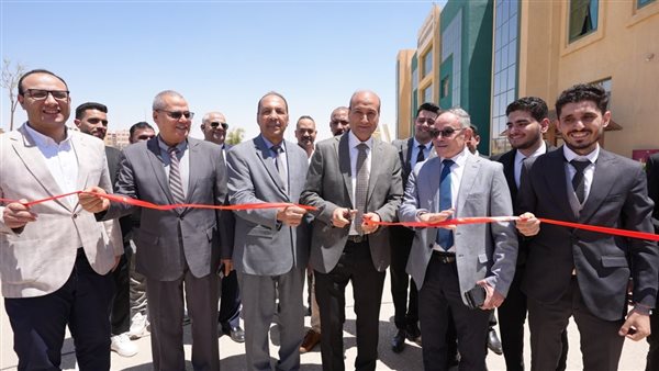 افتتاح ملتقى التوظيف بجامعة سفنكس بمشاركة 40 شركة دوائية.. تفاصيل