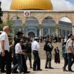 اقتحام أكثر من مئتي مستعمر باحات المسجد الأقصى المبارك