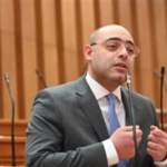 اقتراح برغبة لتعديل اللائحة التنفيذية لقانون حماية البيانات الشخصية لتعزيز ضوابط الذكاء الاصطناعي وحماية حقوق الملكية الفكرية