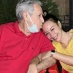 الأربعاء.. منة شلبي تتلقى عزاء والدها بمسجد المشير طنطاوي