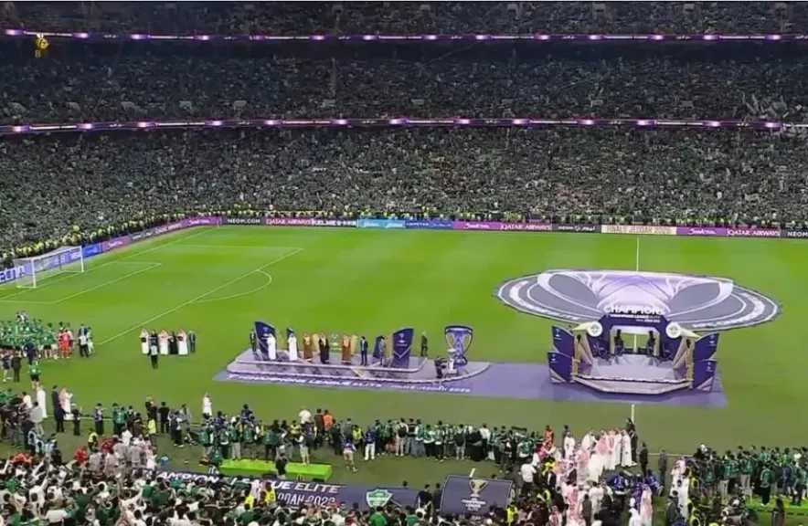 الأهلي السعودي بطلاً للقارة.. فراس البريكان يمنح ”الراقي” كأس آسيا للنخبة (ملخص المباراة)