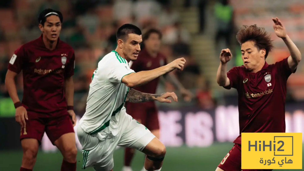 الأهلي يسجل الهدف الثاني أمام فيسيل كوبي