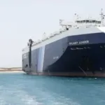 الجيش الإيراني يتوعد مجددا باستخدام الحوثيين لإغلاق مضيق باب المندب