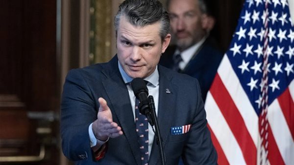 الحصار الأمريكي على إيران يتسع لنطاق عالمي