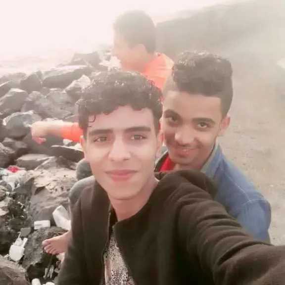 الحقيقة الكاملة وراء احتجاز الناشط عمرو العطار وتفاصيل تعهده للأجهزة الأمنية