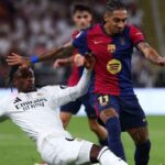 الحكم المفضل لإدارة مباراة الكلاسيكو بين برشلونة والريال