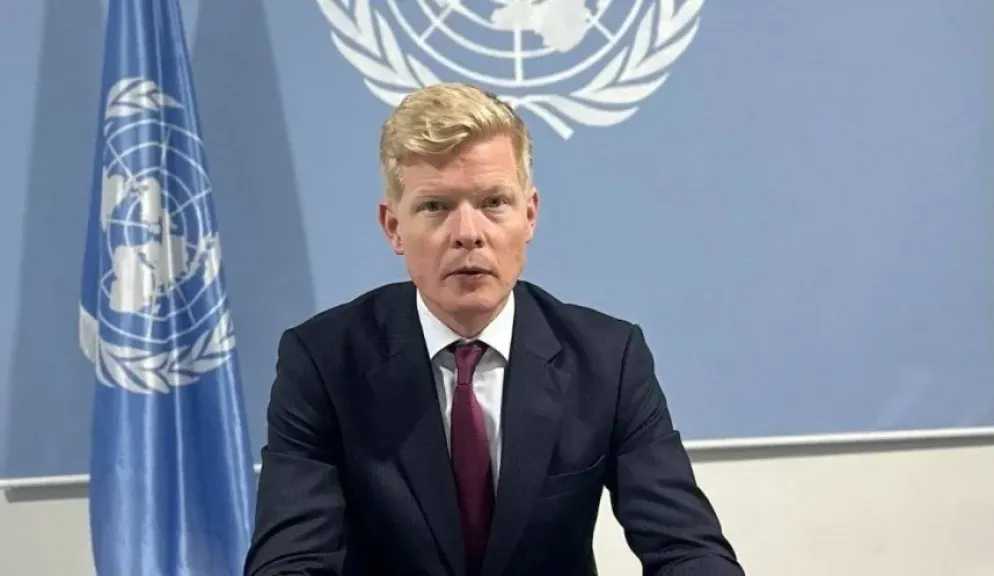 الحكومة الشرعية توجه ردًا ناريًا للمبعوث الأممي عقب تصريحاته المستفزة