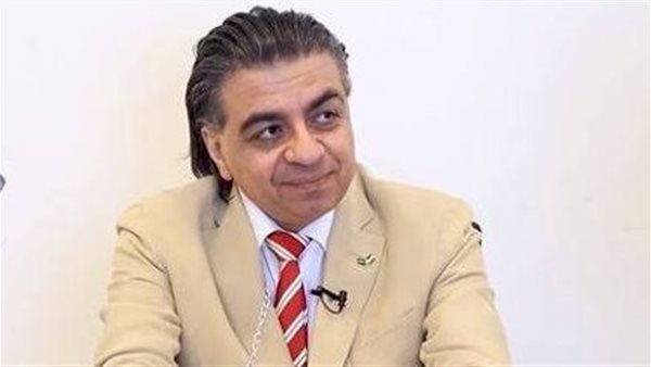 «الدواجن آمنة واشتري الصغيرة».. جمال شعبان يفجر مفاجأة بشأن هرمونات الفراخ