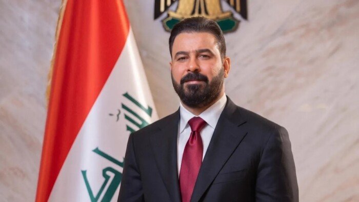 الرئيس العراقي يكلّف علي الزيدي بتشكيل الحكومة الجديدة