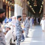 السعودية تفرض غرامة تصل إلى 100 ألف ريال على المتسترين على حاملي تأشيرات الزيارة خلال الحج