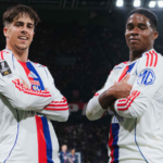 الشوط الأول – ليون يتفوق على باريس بهدفين نظيفين