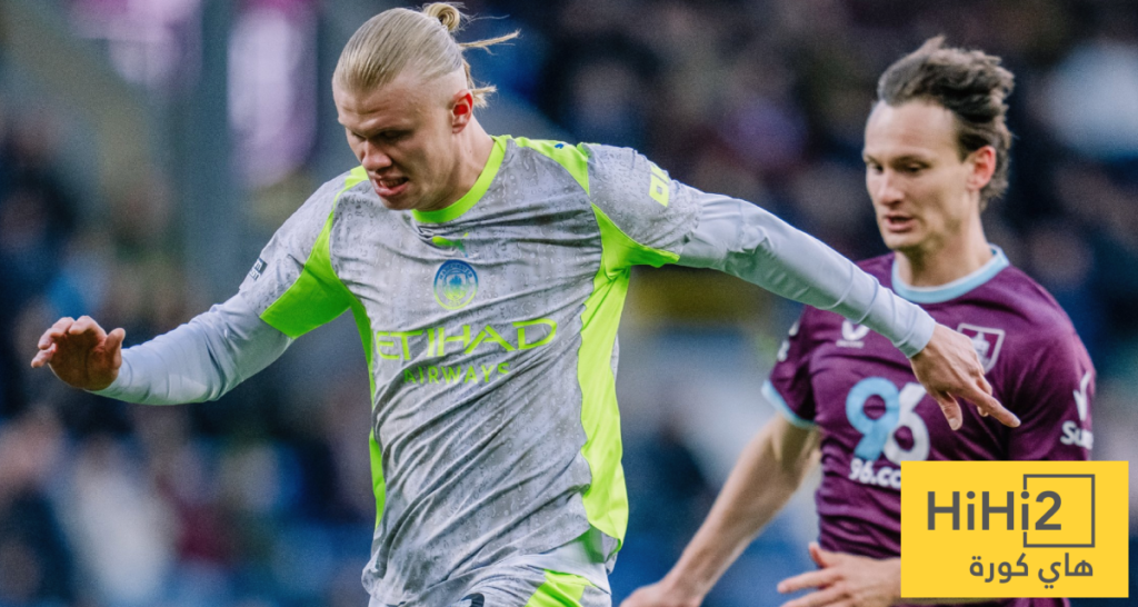 الفوز على بيرنلي يقود مانشستر سيتي لخطف الصدارة من أرسنال