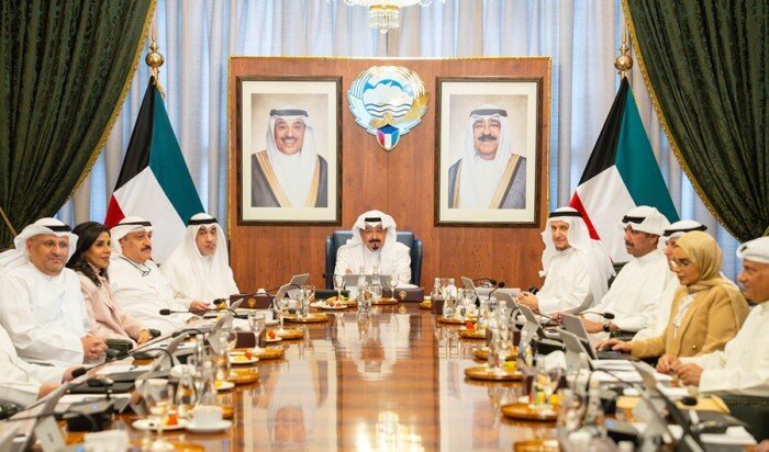 الكويت.. مجلس الوزراء يدعو إلى تحري الدقة والمصداقية في كل ما يتم نشره أو تداوله