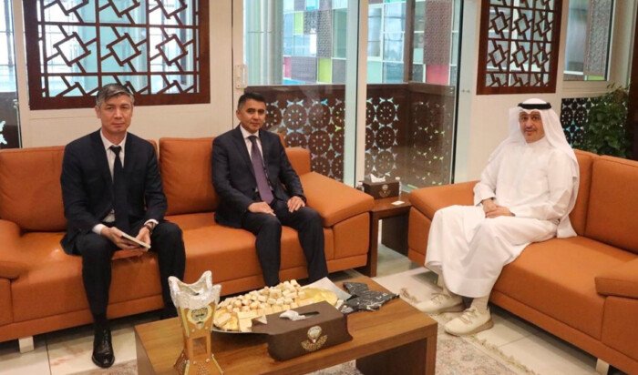 الكويت.. وزير التجارة يبحث مع سفير أوزبكستان تعزيز الأمن الغذائي وتطوير العلاقات الاقتصادية