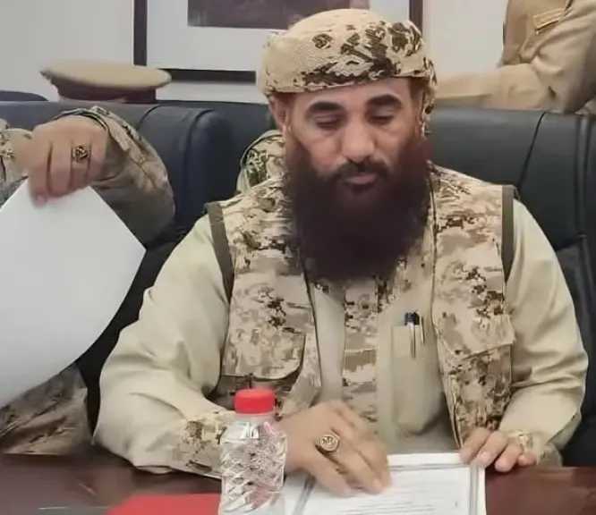 المجلس الرئاسي يصدر قراراً بتعيين حمدي شكري قائداً للمنطقة الرابعة