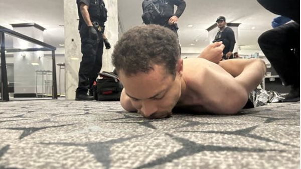 المشتبه به في حادث إطلاق النار على حفل ترامب سيمثل أمام المحكمة