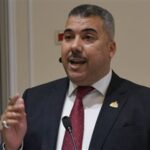 النائب عبد اللطيف أبو الشيخ يحصل على موافقة لتوفير 20 محولات وتجديد ٥٠٠٠ عمود بمركز السلام بسوهاج