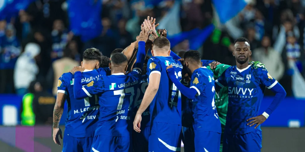 الهلال بلا هزيمة في أبريل !