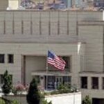 "الولادة للحصول على الجنسية".. السفارة الأمريكية بالقاهرة تحذر من إساءة استخدام تأشيرة الزيارة