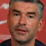 انتقاد حاد لشرط هيوز ” المستفز ” للانتقال إلى الهلال !