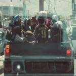 انتهاك صارخ لحقوق الطفل وتهديد لحياتهم: توثيق حالات نقل جماعي غير آمن للمشاركين في المراكز الصيفية الحوثية