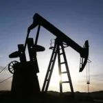 انفجارات طهران قبل قليل تشعل أسعار النفط.. برنت يقفز إلى 105 دولارات للبرميل