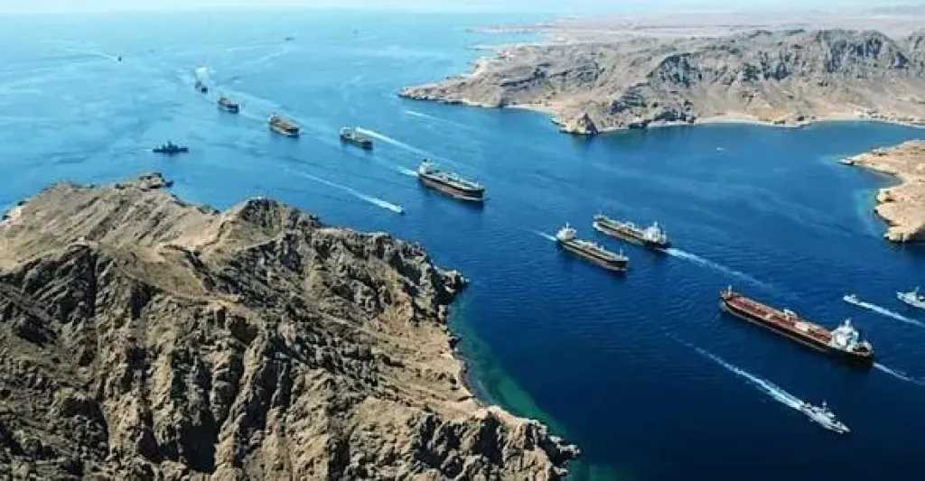 انفراجة مرتقبة في ”أزمة هرمز”.. وإيران تعلن خطة لفتح مجالها الجوي على 4 مراحل