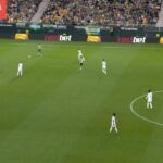 انه عار لقد منحو برشلونة الدوري في غرف التحكيم