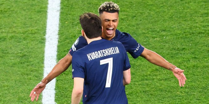 باريس يضيف الهدف الثاني امام بايرن ميونخ