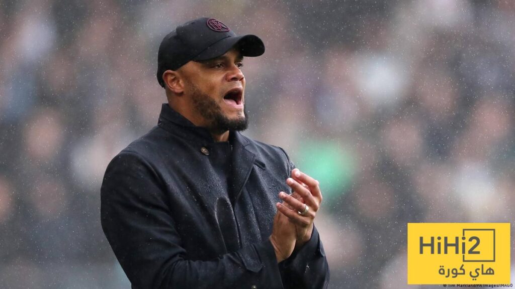 بايرن ميونخ يعاقب لاعبًا بسبب نومه في اجتماع كومباني