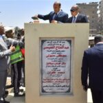 بتكلفة 235 مليون جنيه.. محافظ أسيوط يضع حجر الأساس لتطوير مجمع مواقف نزلة عبد اللاه