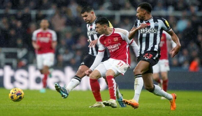 بث مباشر.. شاهد مباراة آرسنال ونيوكاسل يونايتد في الدوري الإنجليزي