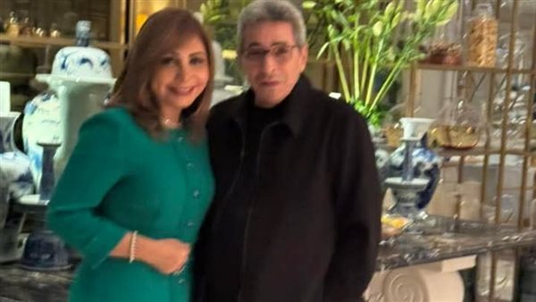 "بحبك من زمان".. رسائل حب مؤثرة ومتبادلة بين محمود سعد ولميس الحديدي|تفاصيل