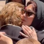 بحضور لبلبة وكريم عبد العزيز.. تشييع جنازة والد الفنانة منة شلبي في المعادي|صور