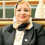 "برلمانية" تطالب بإلزام المنقبات بكشف الوجه قبل دخول المستشفى