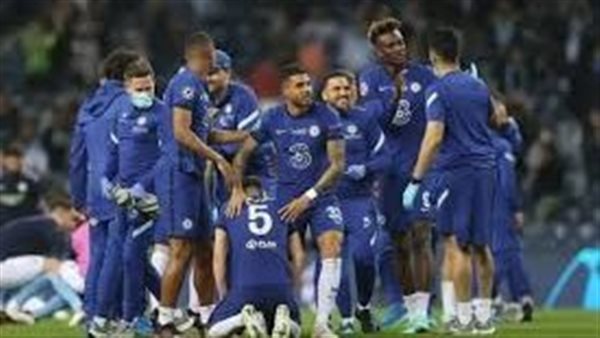 بعد 5 هزائم متتالية.. تشيلسي يُقيل ليام روسينيور من تدريب الفريق