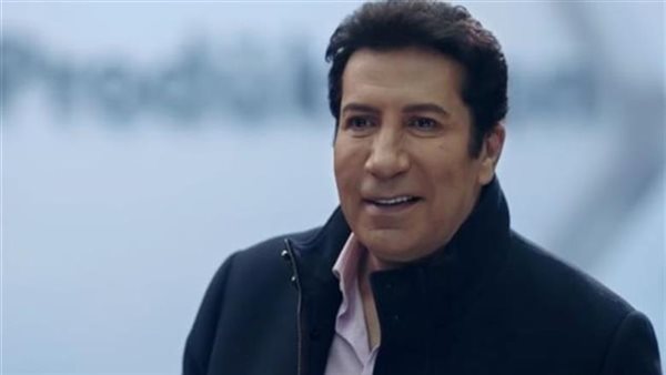 بعد تصدره الترند.. الفنان هاني رمزي يكشف تفاصيل علاقته بزوجته