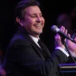 بعد شائعة وفاة هاني شاكر.. تفاصيل وتطورات حالته الصحية| خاص