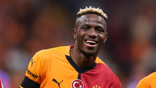 بعد موسم مخيب للآمال.. ريال مدريد يدرس التعاقد مع فيكتور أوسيمين